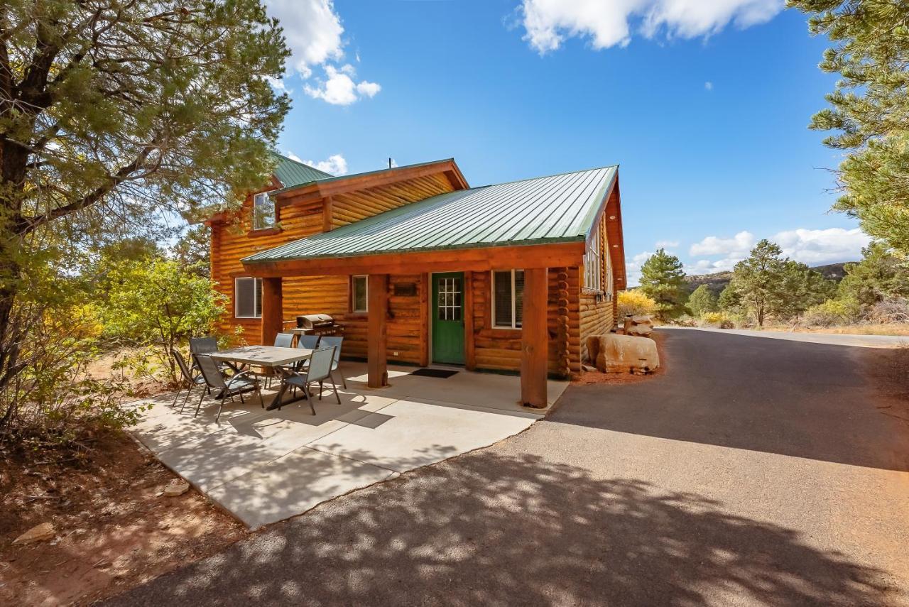 Zion Ponderosa Ranch Resort Спрингдейл Экстерьер фото