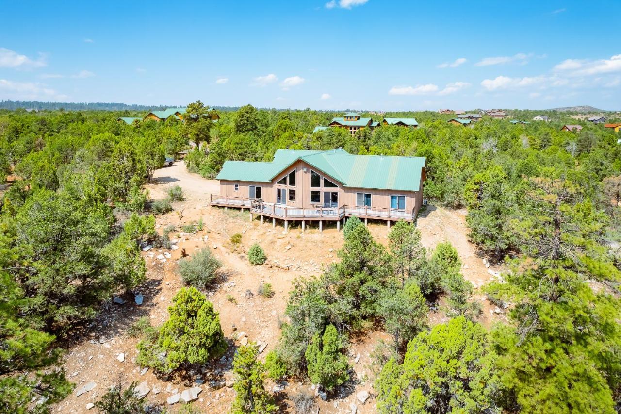 Zion Ponderosa Ranch Resort Спрингдейл Экстерьер фото