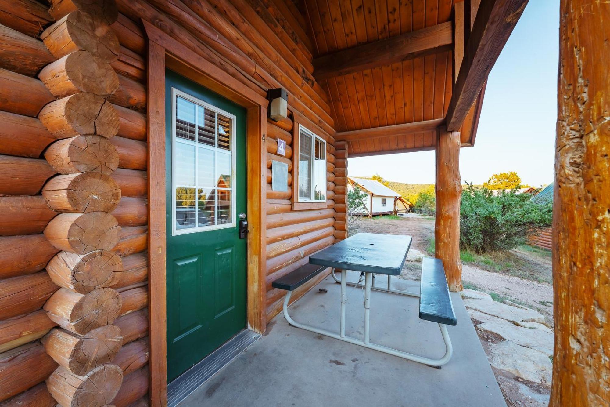 Zion Ponderosa Ranch Resort Спрингдейл Экстерьер фото