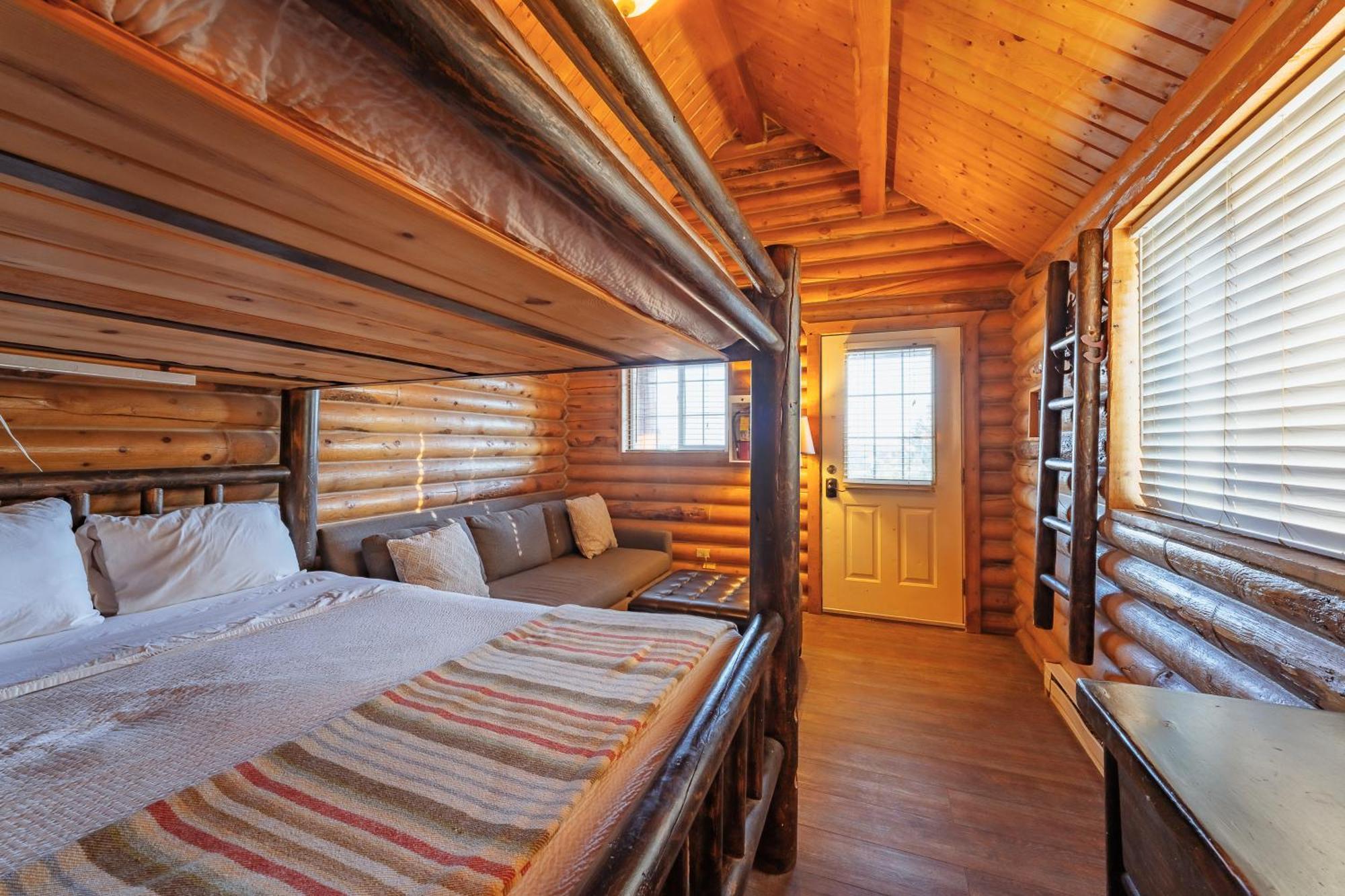 Zion Ponderosa Ranch Resort Спрингдейл Экстерьер фото